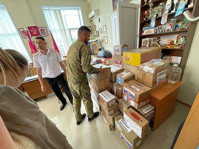 За две недели Кубанское казачье войско отправило в зону СВО около 100 тонн гуманитарной помощи, фото 3
